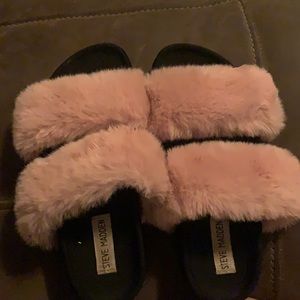 Steve Madden slides